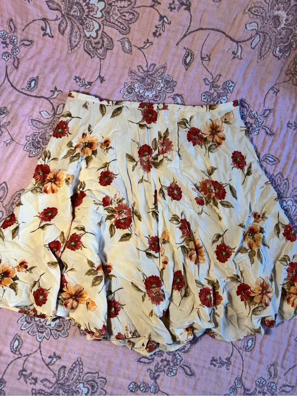Eddie Bauer Cream Floral Skirt with Red & Yellow Blooms